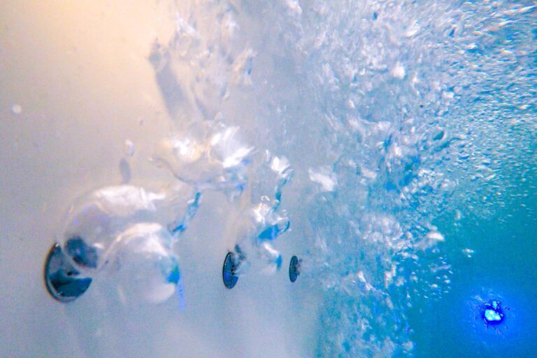hydrotherapy jets