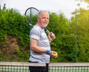 Man playing tennis