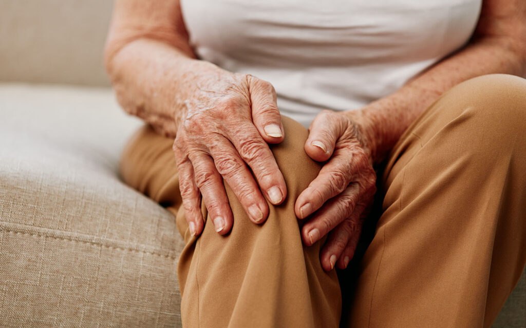 Senior with an injured knee